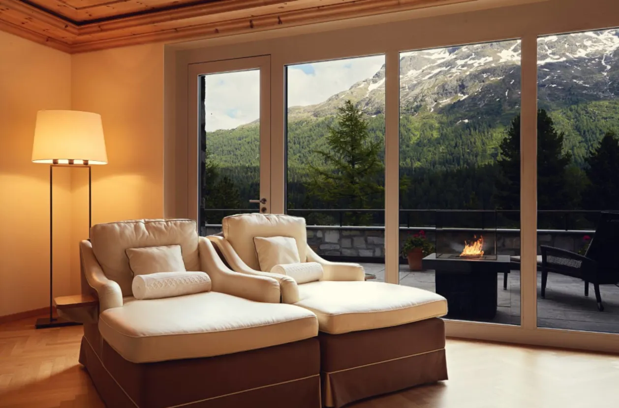 badrutts-palace-hotel-swiss-vacation-relaxation-room